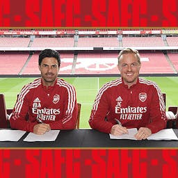 Mikel and Jonas signing contract extensions
